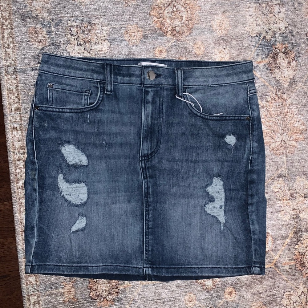 GUESS JEAN SKIRT NWOT